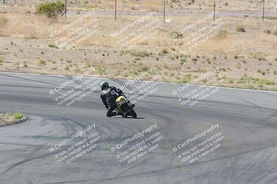 media/Apr-20-2025-AHRMA (Sun) [[393a79c373]]/Race/Group 11 early race/Turn 4b/